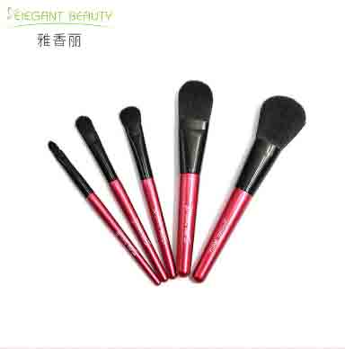 化妝刷多長時(shí)間清洗一次比較好？
