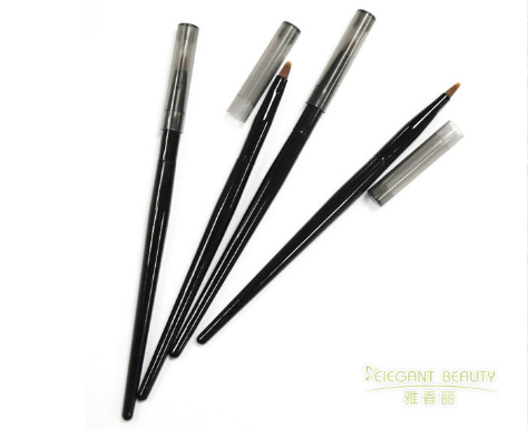 唇刷的正確使用方法及如何進(jìn)行日常保養(yǎng)你知道嘛？
