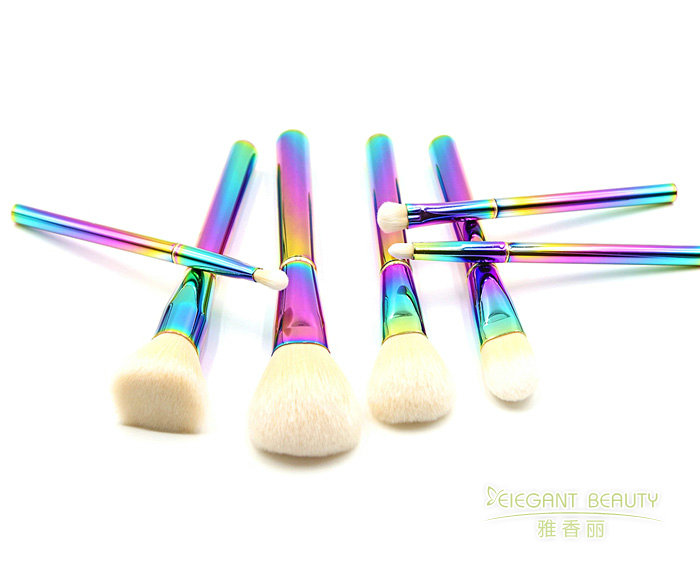 定制化妝刷需要多長(zhǎng)時(shí)間制作？