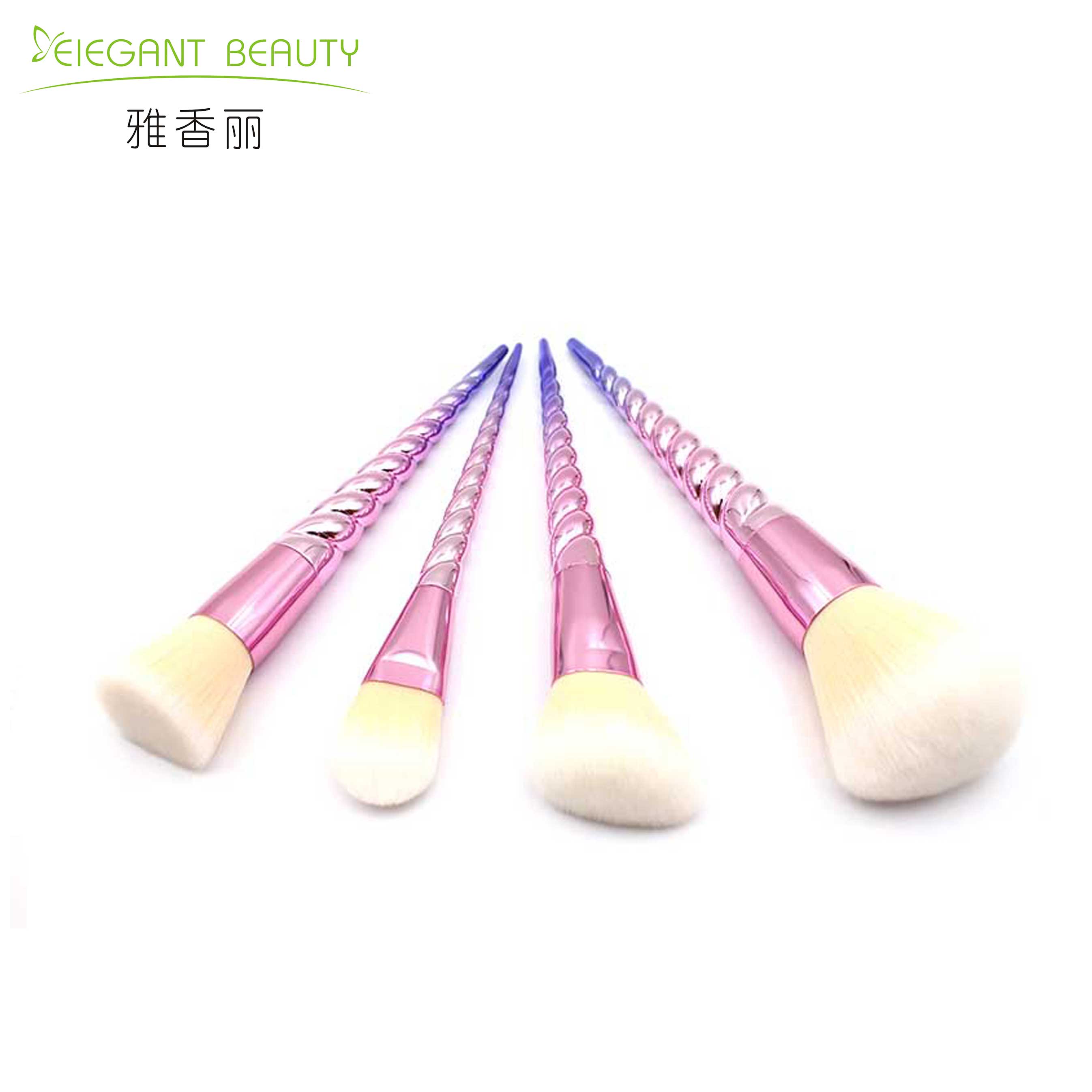 一套化妝刷可以用幾年？