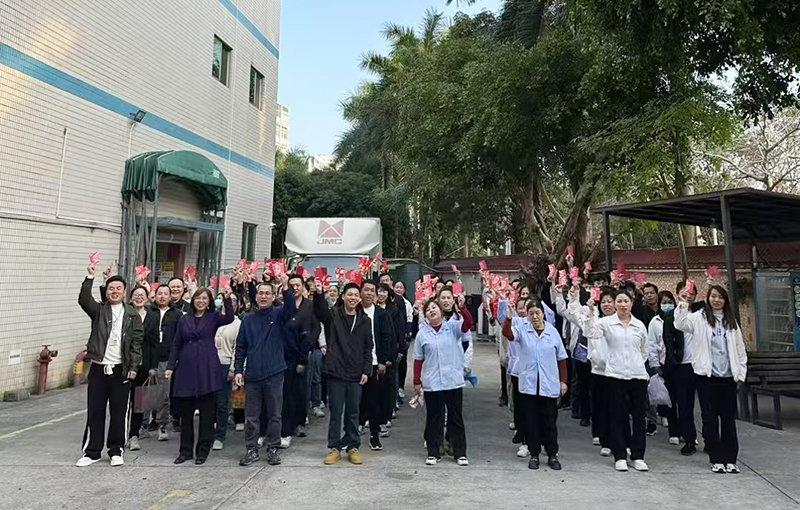 春節(jié)的喜慶氣氛仍未消散，新的征程已然拉開(kāi)序幕。雅香麗今日正式開(kāi)工啦??！